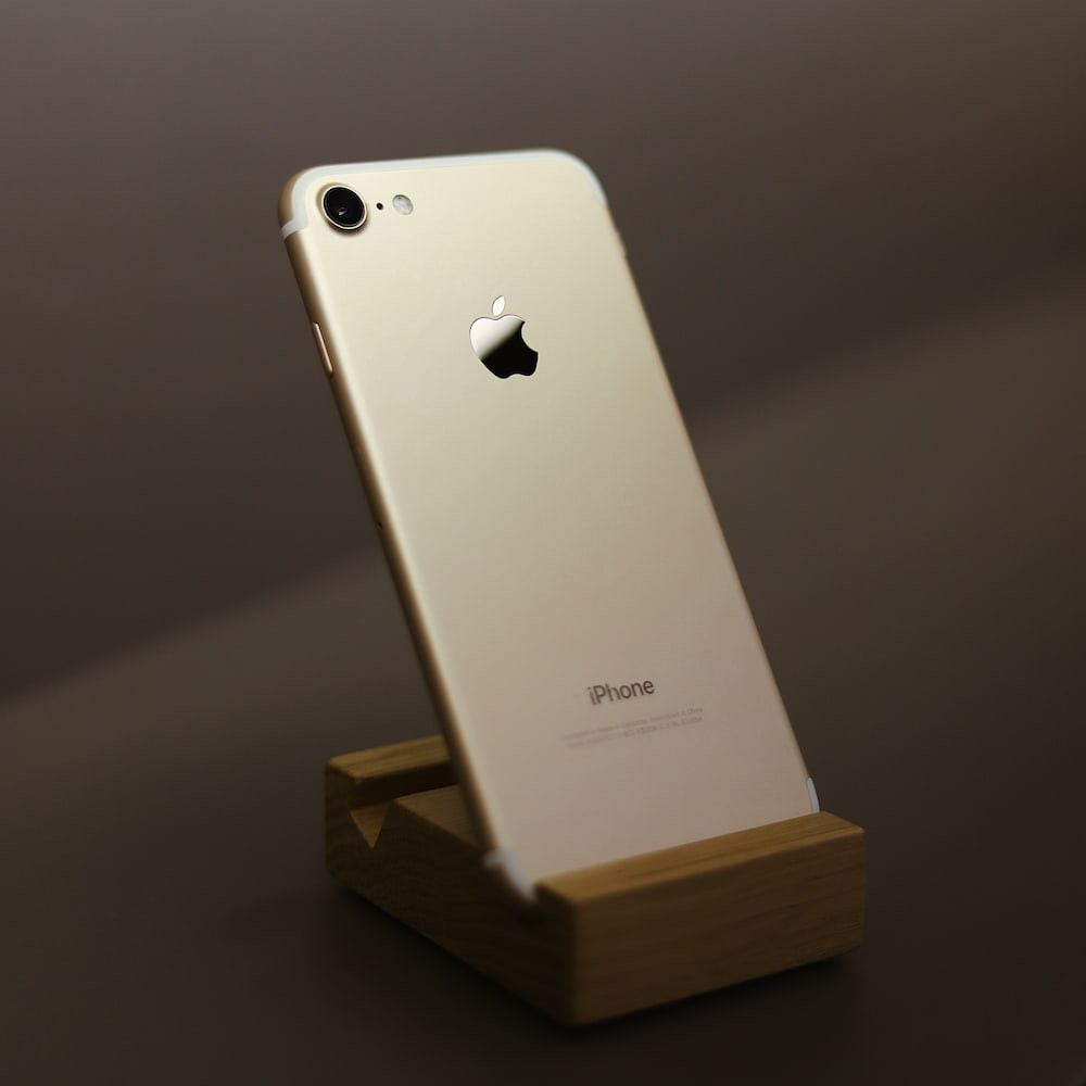 б/у iPhone 7 32GB (Gold)