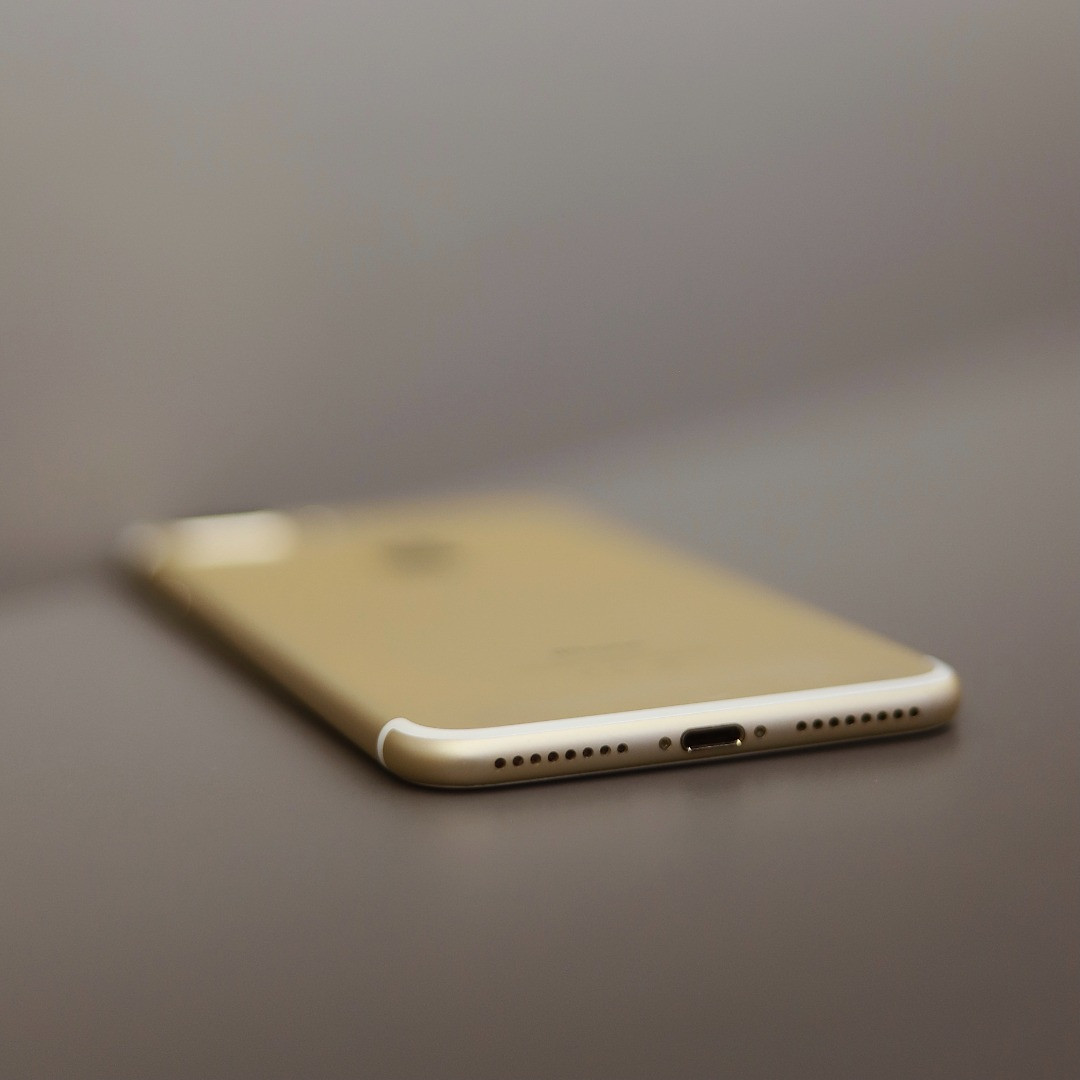б/у iPhone 7 Plus 32GB, відмінний стан (Gold)